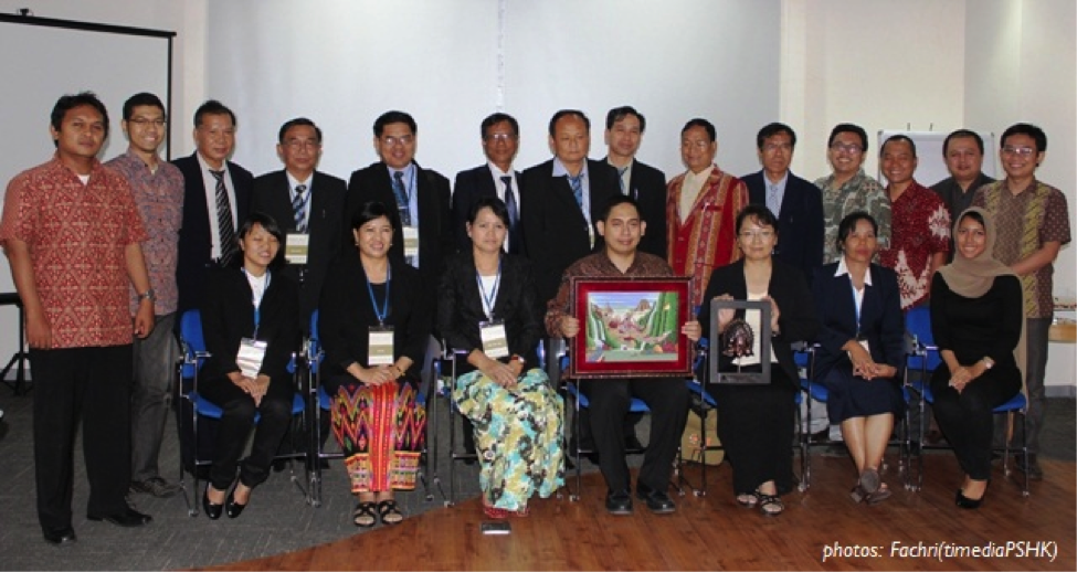 Kunjungan parlemen Myanmar Des 2014