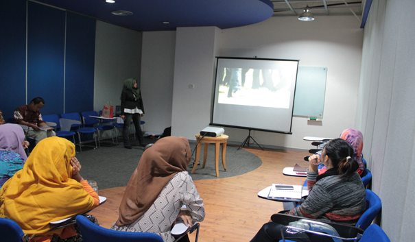 Sharing Knowledge-Fundraising 2013