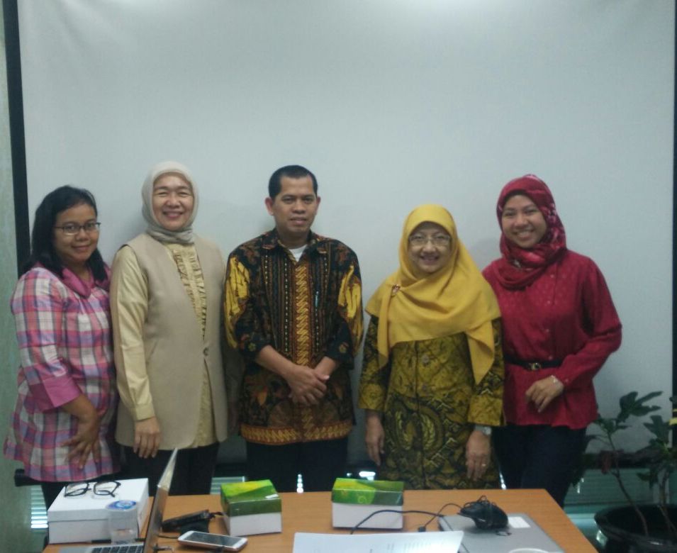 2016-12-21-PSHK DANLEV-FE-FGD Repositori Perpus DPR-3-Cov