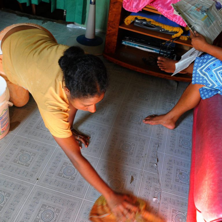 ILO-photo_election-tag-e1555042874650