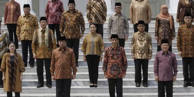 Kompas -rr-1-AP-IMAGES DITA ALANGKARA